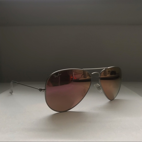 Ray-Ban pink mirrored aviators main image 8